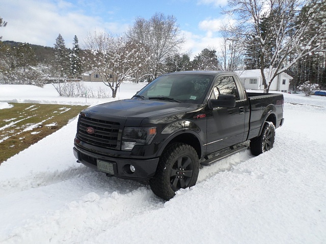 Pics of your truck in the snow-sam_0242.jpg