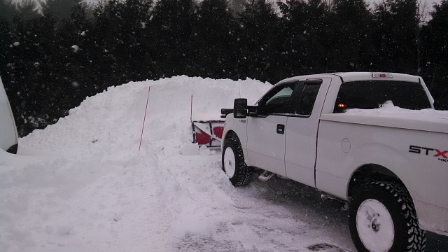 Pics of your truck in the snow-img_20150127_094629_202.jpg