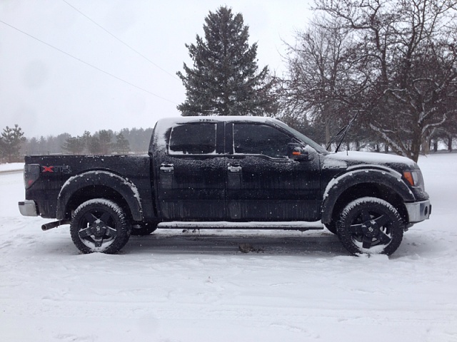 Pics of your truck in the snow-image-1806082985.jpg