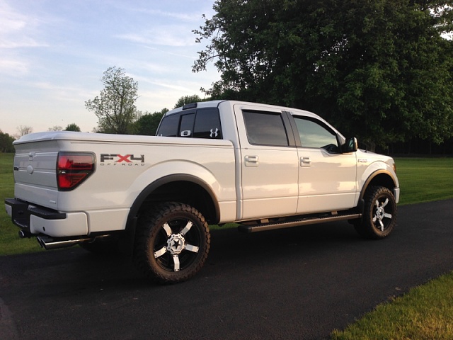 Lets see those custom White Fx4's-image-3604097394.jpg