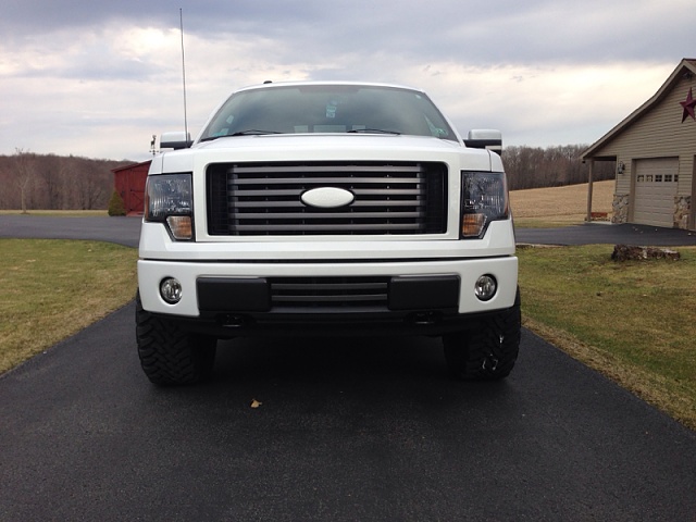 Lets see those custom White Fx4's-image-2809869401.jpg