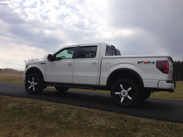 Lets see those custom White Fx4's-image-2195564357.jpg