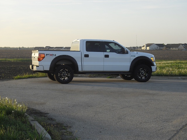 Lets see those custom White Fx4's-09fx4.jpg