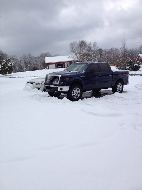 Pics of your truck in the snow-image-3516614694.jpg