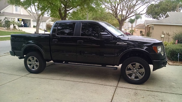 Lets see those Leveled out f150s!!!!-2012-f150-level-right-side.jpg