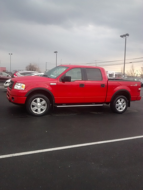 Finally pulled the trigger and found my F150-bigred2.jpg