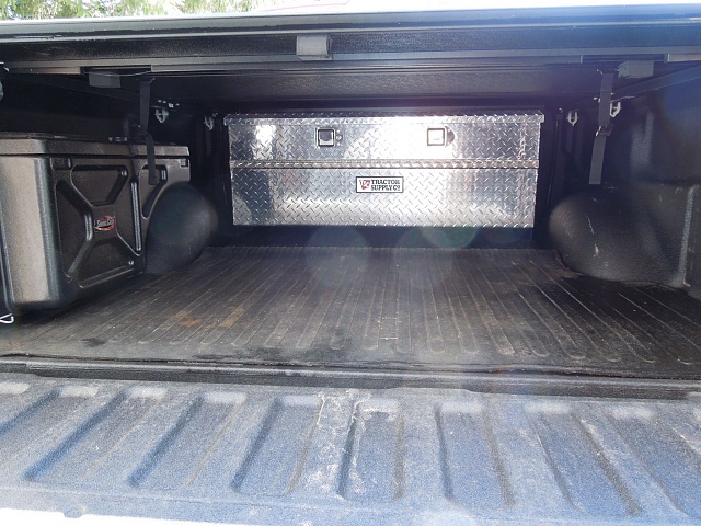 Advice on truck boxes-dscn3113.jpg