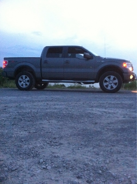 Pic request. leveled truck with tall tires and 4&quot; lift with tall tires-image-2982915368.jpg