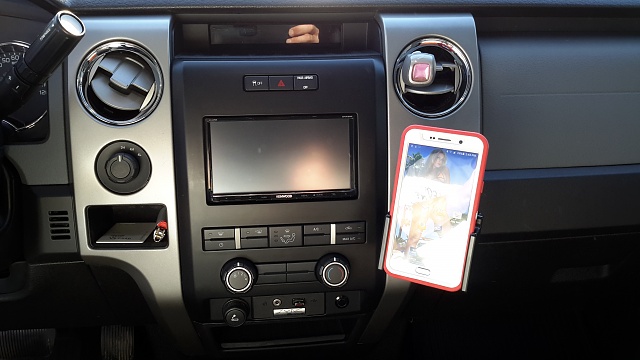 Smartphone dash mounts-1448397805766-1383192229.jpg