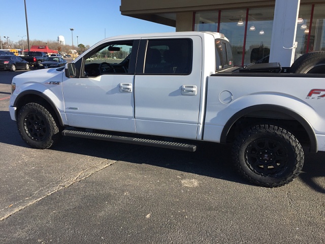 FX4 with new wheels and tires-image-2022798868.jpg