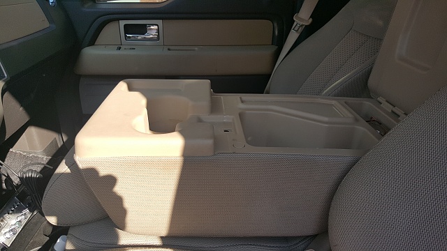 Want to swap '11 center console for center seat-console.jpg