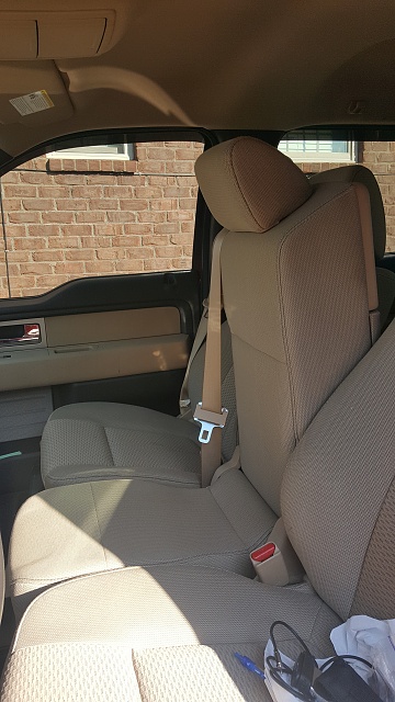 Want to swap '11 center console for center seat-console3.jpg