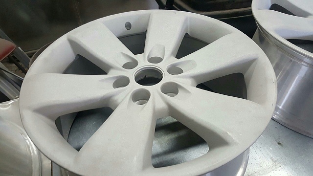 Getting new legs...(tires and wheels)-resized952016110195162357.jpg