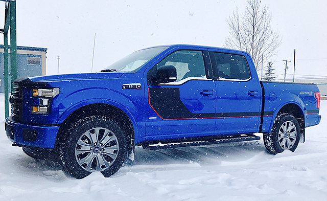 Pics of your truck in the snow-photo390.jpg