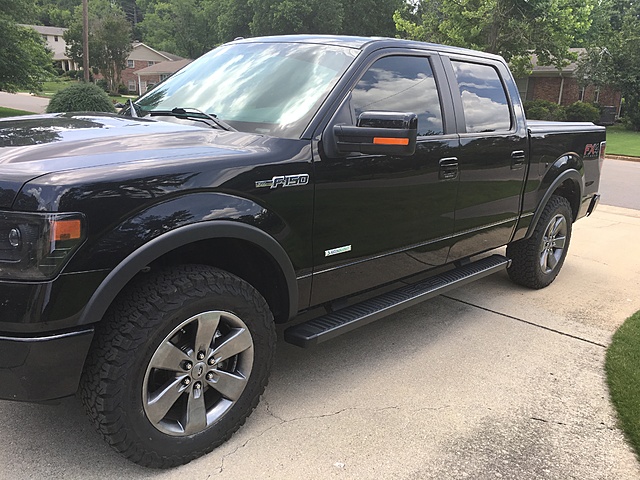 33&quot; or 35&quot; Tires On Stock FX4 20's?-img_3122.jpg