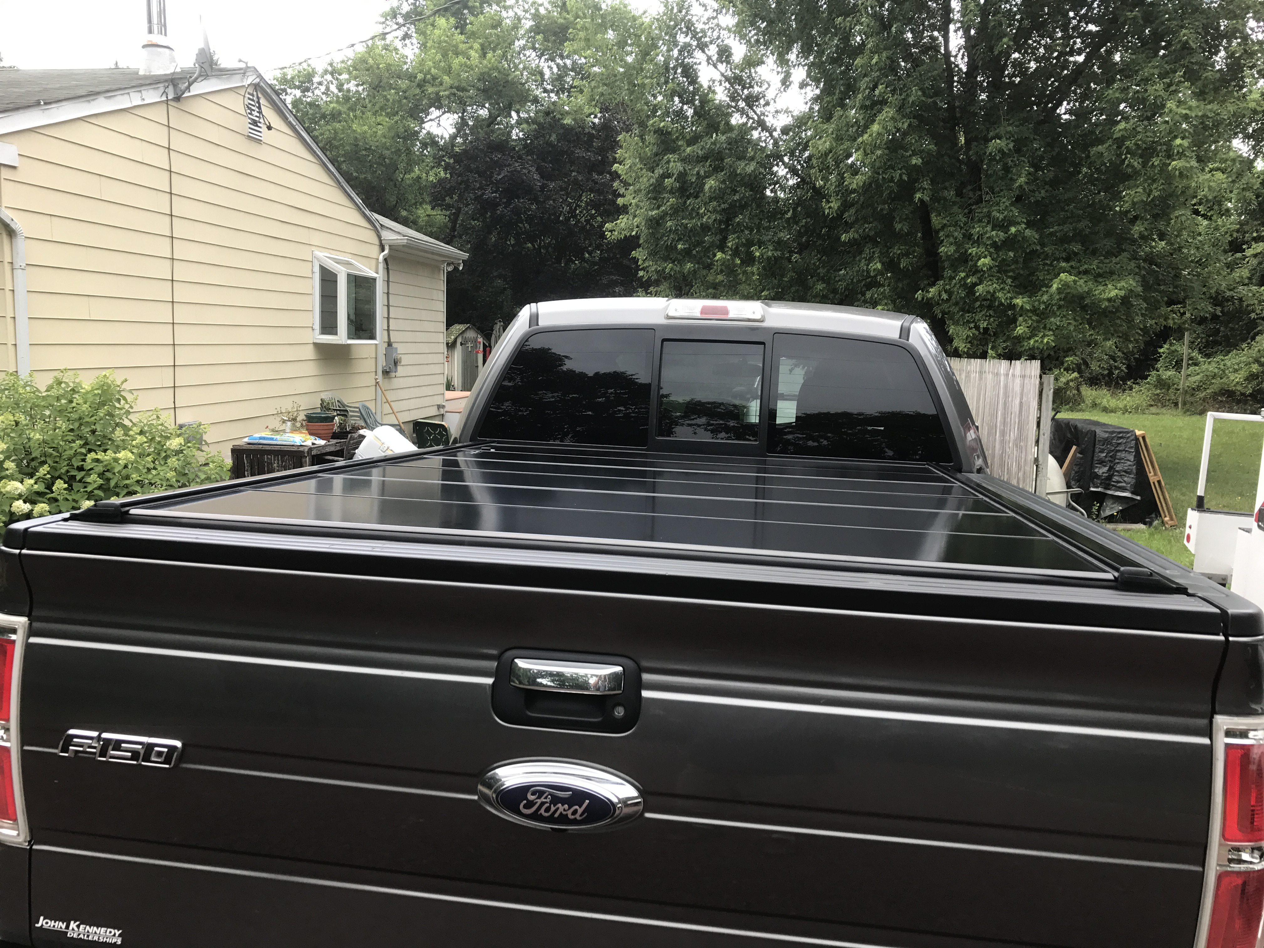 Just Installed My Peragon Folding Tonneau Cover Page 28 Ford F150 Forum Community Of Ford Truck Fans