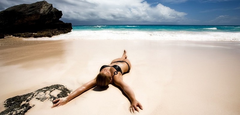Name:  Bikini-Beach-Sunlight-Celebrity-Landscape-Sea-646x970_zps7a32193e.jpg
Views: 3097
Size:  73.1 KB