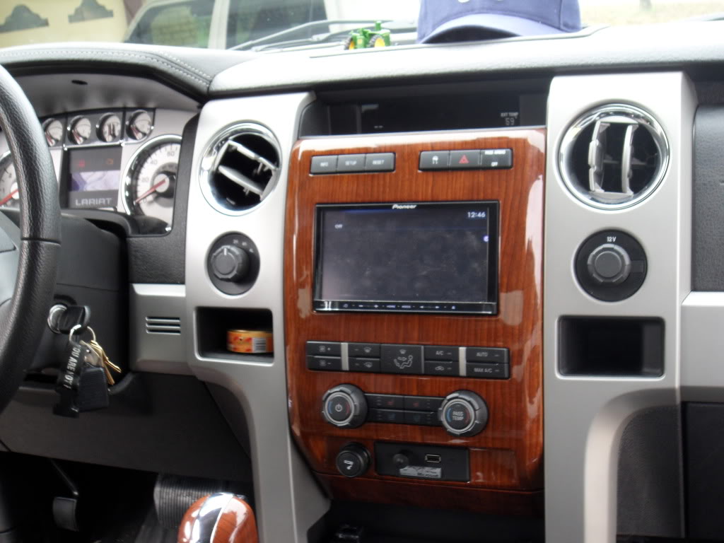 2010 ford f150 lariat stereo