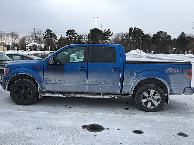 Pics of your truck in the snow-photo925.jpg