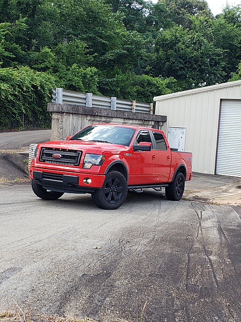 Show me some leveled out F150s with 33-35 tires-20180702_110213.jpg