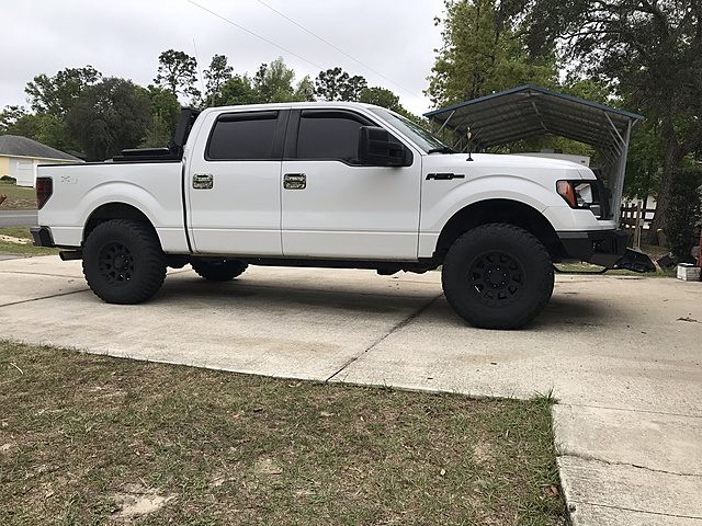 Show me some leveled out F150s with 33-35 tires-photo9.jpg