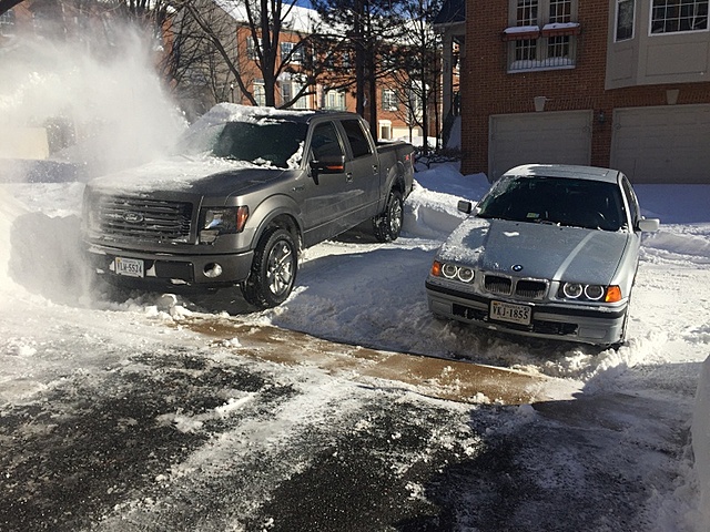 Pics of your truck in the snow-djwbxw9.jpg