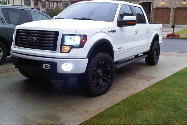 Lets see white trucks with black or machined rims!-image-243830817.jpg