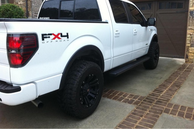 Lets see white trucks with black or machined rims!-image-3547085900.jpg