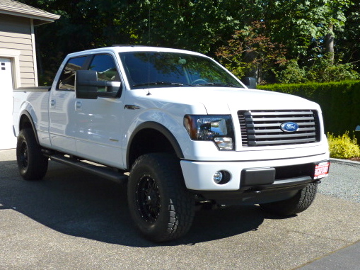 Lets see white trucks with black or machined rims!-p1030398.jpg