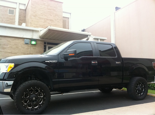 Lets see white trucks with black or machined rims!-image-590386845.jpg