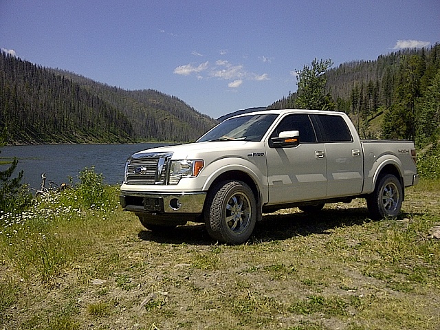 Whats the biggest tire w/out lifting the truck?-img-20110731-00042.jpg