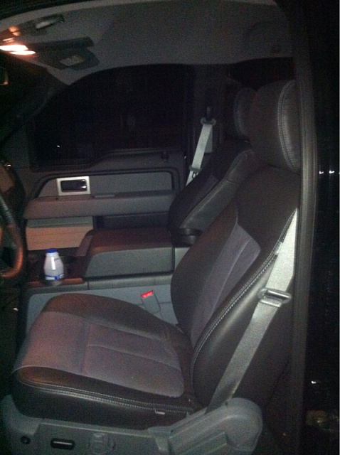 Two tone leather seats-image-731687036.jpg