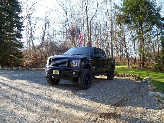 Let's see those Black F150's-p1010293.jpg