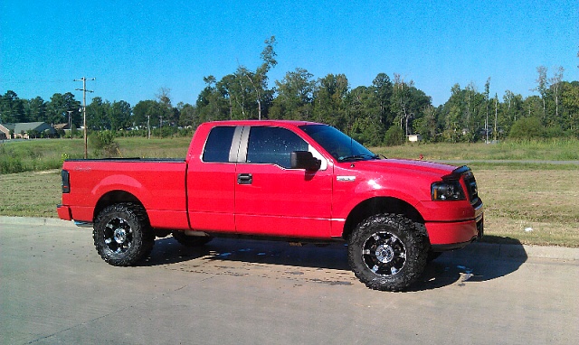 Pictures of Leveled Trucks with 35's-forumrunner_20120503_151145.jpg