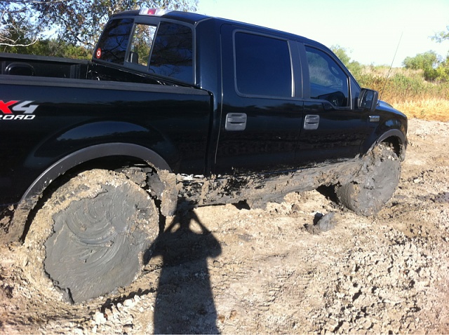 Pictures of Leveled Trucks with 35's-image-908308213.jpg