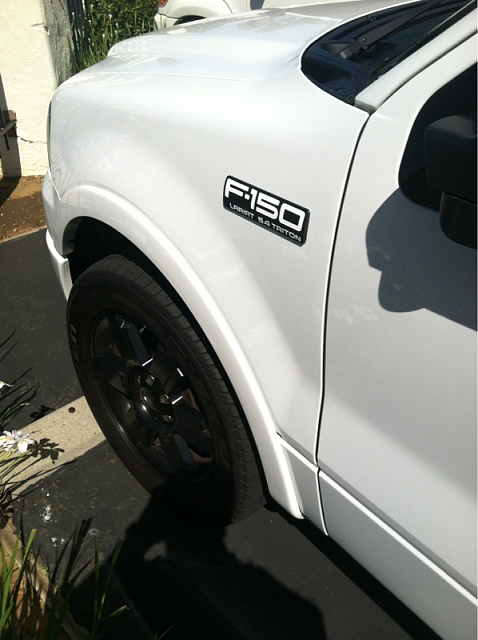 Black ford emblem-image-2490324644.jpg