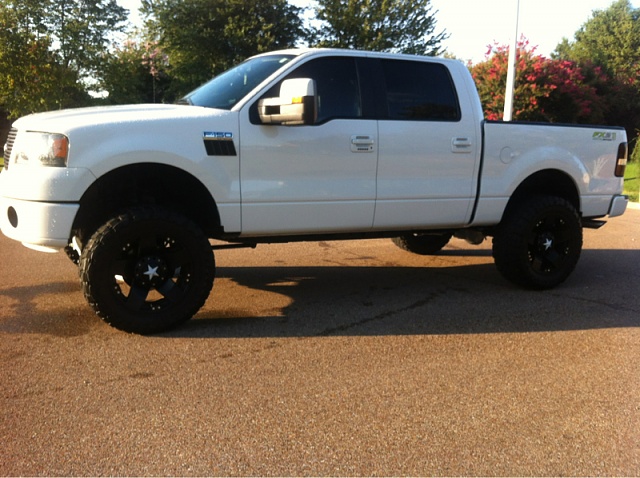 Lifted 2WD-image-1876015659.jpg