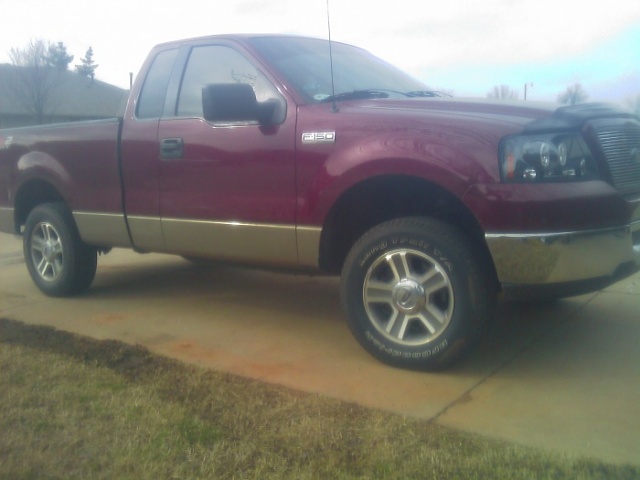 Level Complete with Pics 3&quot;! Post Your Leveling kit pics!-daytruk.jpg