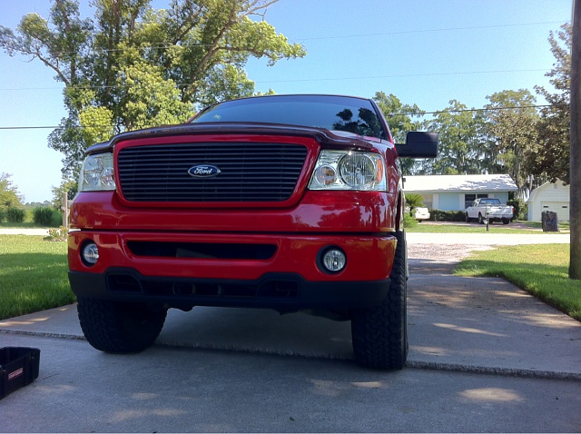 Looking for pics of red f150s-image-1218063201.jpg