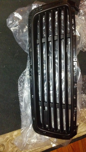 Question for when my saleen grille arrives-2012-11-01_18-12-52_854.jpg