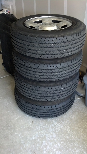 Want to sell my old wheels/tires. Question.-2012-11-12_11-00-51_734.jpg