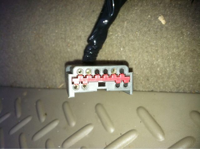 OEM subwoofer plug  breakdown-image-4259238500.jpg