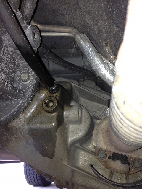 Where does this hose go? Transfer case rattle noise?-img_0130.jpg