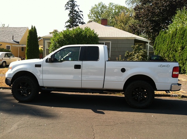 Pictures of Leveled Trucks with 35's-download.jpg