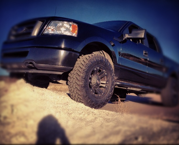 Lets see some 295/70/18 Tires on a leveling kit!!-image-4049012725.jpg