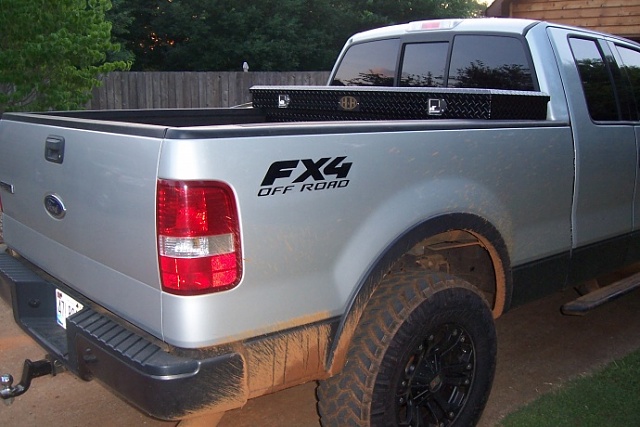 Black FX4 Sticker, Pics!-100_3764.jpg