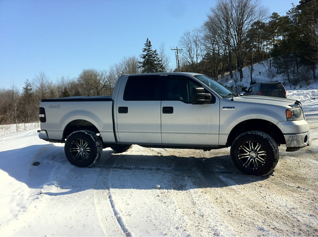 pictures of leveling kit and tires/rims setup-image-757824887.jpg