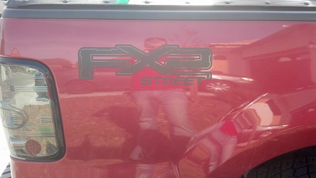 Put my new decals on.-2013-03-17_15-33-55_903.jpg