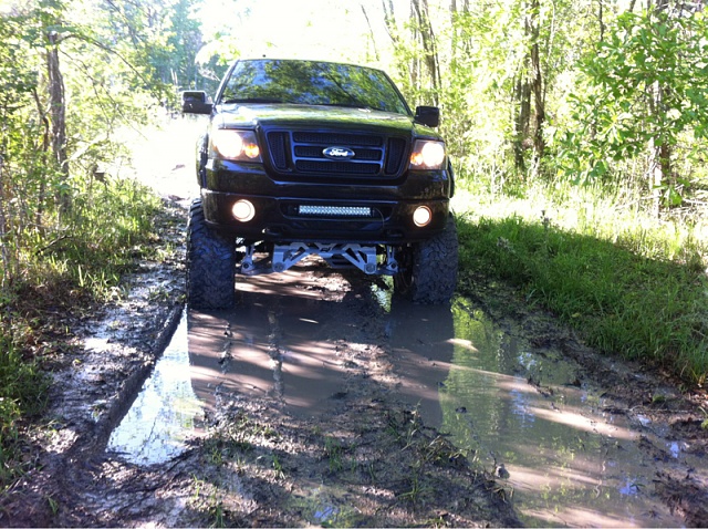 use your MODS-- lifted trucks ain't just for looks....-image-1451571191.jpg