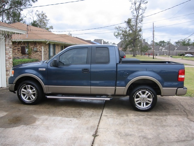 Finally got some pics of the truck, clean no less!-truck-001.jpg